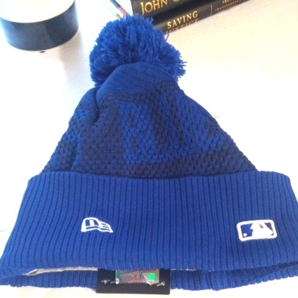 New Era Blue Jays Pom Beanie - Picture 3 of 4